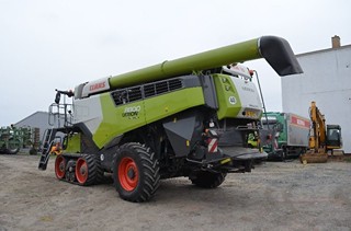 CLAAS C86 LEXION 8800 + CLAAS 1230 - PÁSOVÝ KOMBAJN + LIŠTA