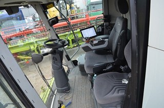 CLAAS C86 LEXION 8800 + CLAAS 1230 - PÁSOVÝ KOMBAJN + LIŠTA