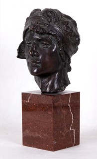 Josef Václav Myslbek 1848 - 1922 - Štítonoš