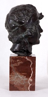 Josef Václav Myslbek 1848 - 1922 - Štítonoš