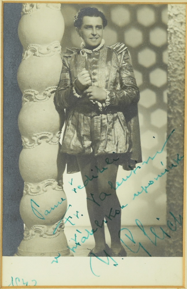 Autografy, podpisy - z kanceláře ředitele Ultraphonu Františka Valentiniho