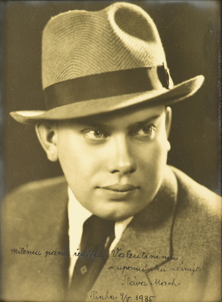 Autografy, podpisy - z kanceláře ředitele Ultraphonu Františka Valentiniho