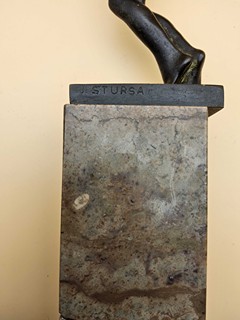 Jan Štursa (1880 - 1925) - Raněný