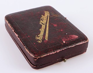 Zlaté pánské hodinky Schaffhausen s původní etuí a certifikátem