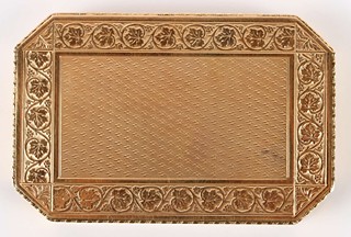 Luxusní zlatá tabatěrka s emailovou miniaturou a původní etui