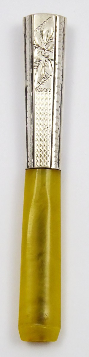 STŘÍBRNÁ ŠPIČKA NA CIGARETY - M. KUNST, DOLNÍ BOUSOV