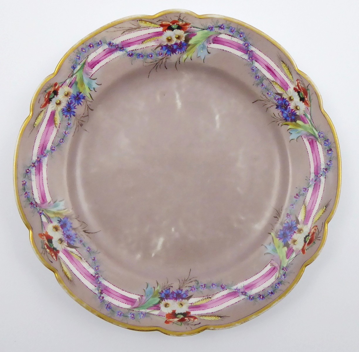 TALÍŘEK S KVĚTINOVÝMI GIRLANDAMI - SLAVKOV, SCHLAGGENWALD