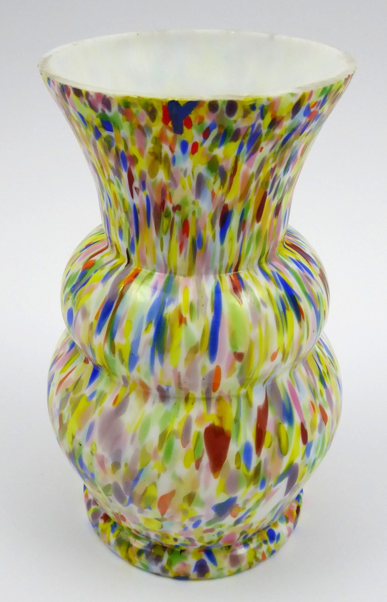 VÁZIČKA Z BAREVNÉHO BROKOVÉHO SKLA