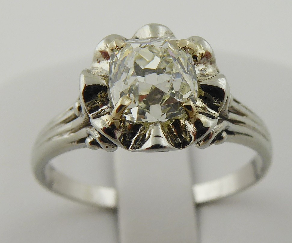 PRSTEN ZE ZLATA 18K S VELKÝM PŘÍRODNÍM DIAMANTEM - ZNALECKÝ POSUDEK