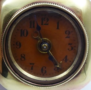 MOSAZNÝ CESTOVNÍ BUDÍK