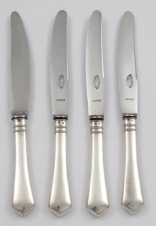 ČTYŘI ART DECO NOŽE ZE STŘÍBRA