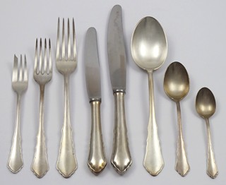 STŘÍBŘENÝ PŘÍBOR PRO 6 OSOB (46 KS) - SANDRIK