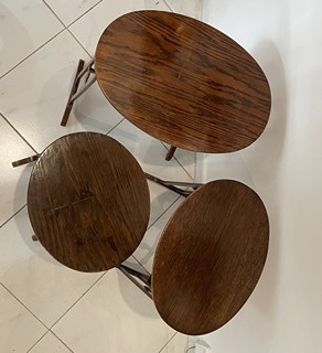 HNÍZDOVÉ OVÁLNÉ STOLKY