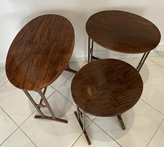 HNÍZDOVÉ OVÁLNÉ STOLKY