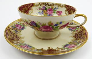 MOKA ŠÁLEK S PODŠÁLKEM S KARMÍNOVÝMI DÍLY - ROSENTHAL