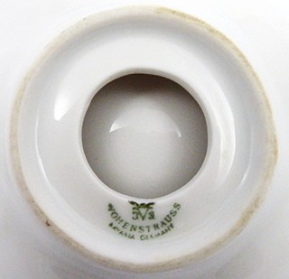 MISKA ČI DÓZA S DÍVKOU V SUKNI - JOHANN SELTMANN VOHENNSTRAUSS