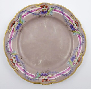 TALÍŘEK S KVĚTINOVÝMI GIRLANDAMI - SLAVKOV, SCHLAGGENWALD