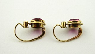 ZLATÉ NÁUŠNICE S RUBÍNY A LEUKOSAFÍRY