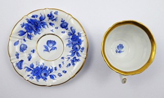 ŠÁLEK S MODRÝMI KVĚTY - BŘEZOVÁ, CHRISTIAN FISCHER