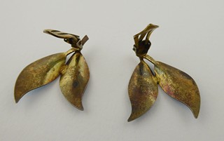 STŘÍBRNÉ NÁUŠNICE S TYRKYSOVÝM EMAILEM - WILLY WINNAES