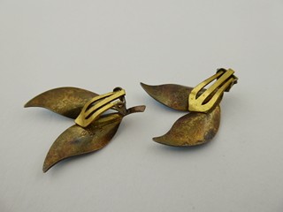 STŘÍBRNÉ NÁUŠNICE S TYRKYSOVÝM EMAILEM - WILLY WINNAES