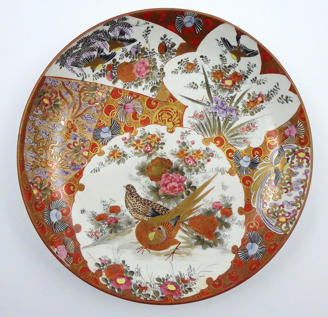 JAPONSKÝ PORCELÁNOVÝ DEKORATIVNÍ TALÍŘ - KUTANI