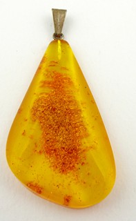 VELKÝ PŘÍVĚSEK S JANTAREM - FISCHLAND SCHMUCK