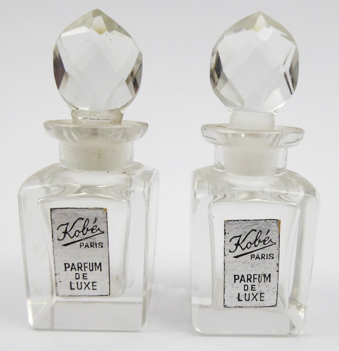 DVA PÁROVÉ MALÉ FLAKONKY - PARFUM DE LUXE KOBÉ, PARIS