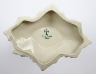 REPREZENTATIVNÍ PORCELÁNOVÝ SVÍCEN - KARL ENS, VOLKSTEDT