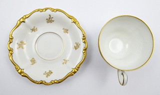 ROKOKOVÝ ČAJOVÝ ŠÁLEK SE ZLATÝM KVÍTÍM - ROSENTHAL, POMPADOUR