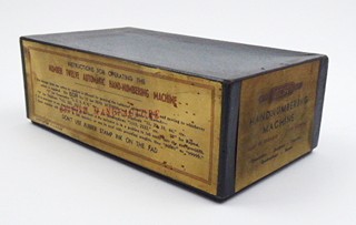 RUČNÍ ČÍSLOVACÍ RAZÍTKO ŘADY LEDA - W. LETHABY & CO., LONDON