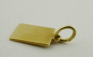 ZLATÁ MALÁ GRAVÍROVANÁ DESTIČKA - PŘÍVĚSEK
