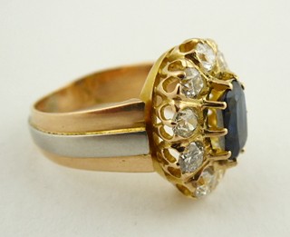 PRSTEN ZE ZLATA A PLATINY S PŘÍRODNÍM SAFÍREM A PŘÍRODNÍMI DIAMANTY - 1,3 CT