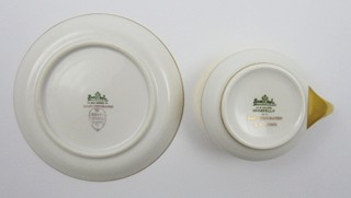 ŠÁLEK SE SILNĚ ZLACENÝMI PÁSY - ROSENTHAL, DONATELLO