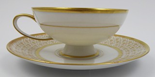 ČAJOVÝ ŠÁLEK FLEUR DE LIS NA PATCE - ROSENTHAL
