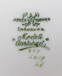 ELEGANTNÍ SERVIS SE ZLATÝMI RŮŽEMI - PIRKENHAMMER, MODEL CARLSBAD