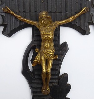 KRUCIFIX ZÁVĚSNÝ