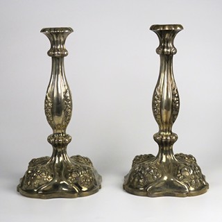 Pár monumentálních stříbrných svícnů - 5,1 kg