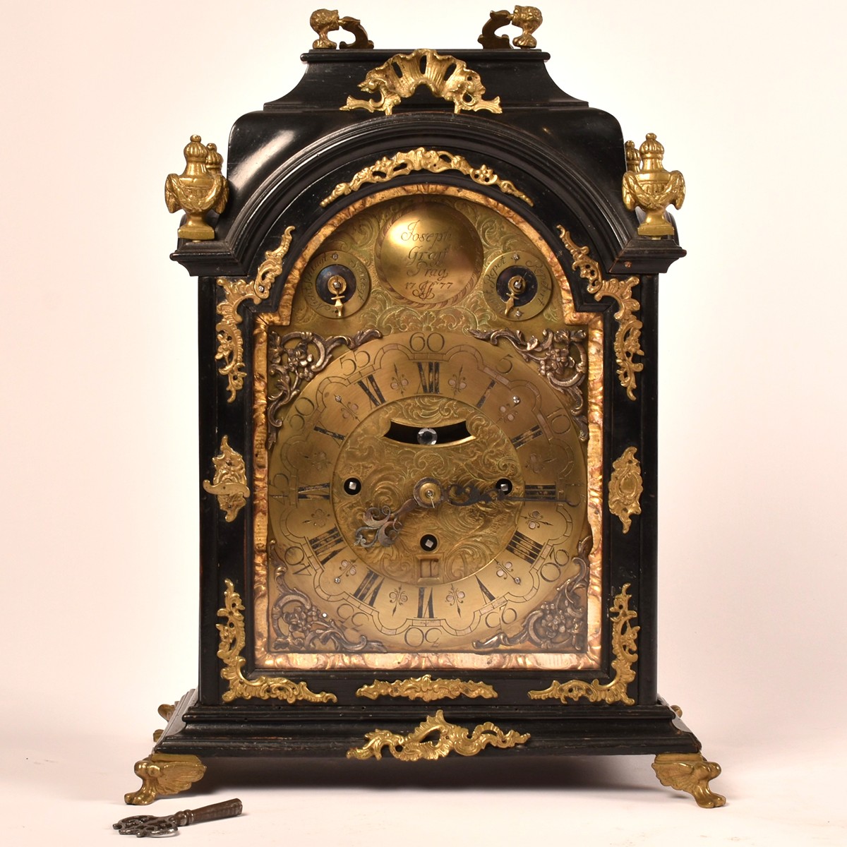 Barokní dřevěné hodiny Joseph Graff Prag 1777