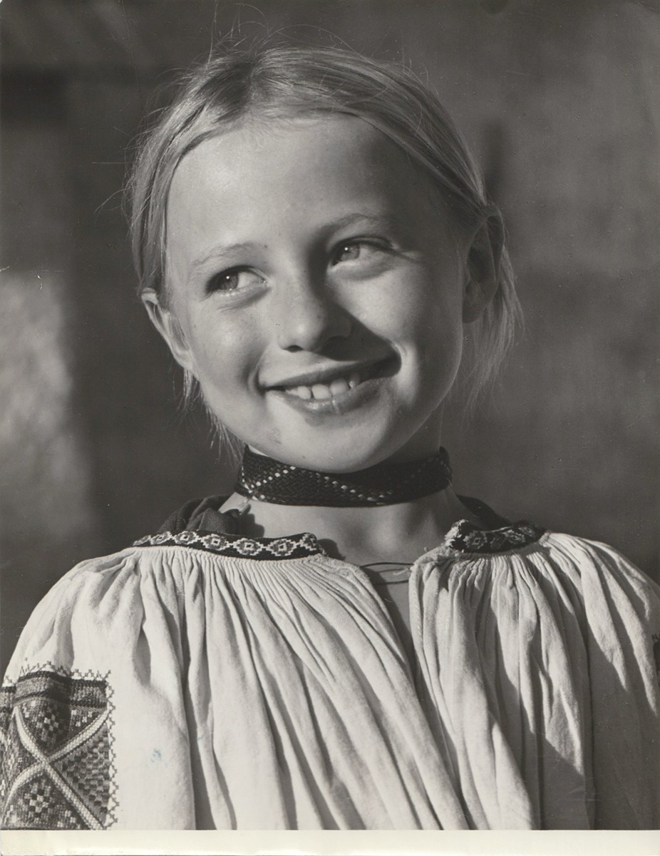 Karel Plicka (1894 – 1987) - Portrét dívky