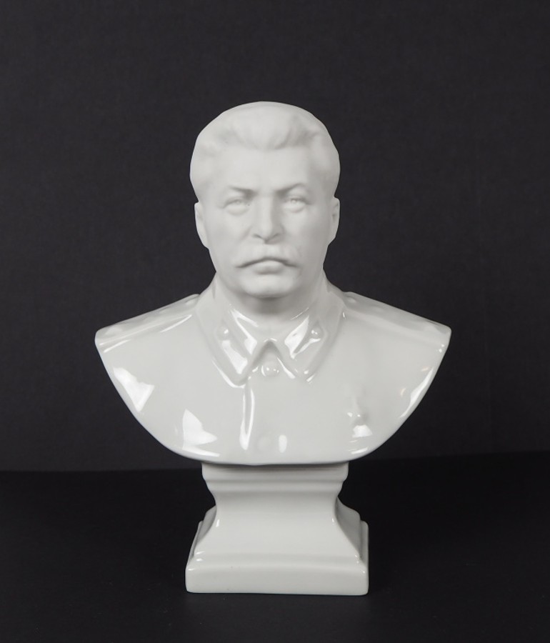 J.V. Stalin - busta
