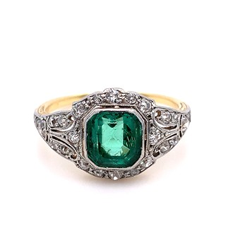 Luxusní prsten s diamanty a smaragdem | Art deco | Československo 1930 | znalecký posudek