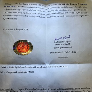 Luxusní prsten s diamanty a smaragdem | Art deco | Československo 1930 | znalecký posudek
