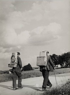 SOUBOR OSMI FOTOGRAFIÍ S VENKOVSKOU TÉMATIKOU