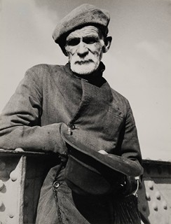 SOUBOR OSMI FOTOGRAFIÍ S VENKOVSKOU TÉMATIKOU