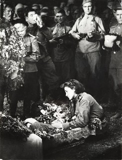 Tibor Honty (1907-1968) - PADL V POSLEDNÍCH VTEŘINÁCH