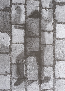 Rudolf Sikora (1946) - Z CYKLU NA DLAŽBE