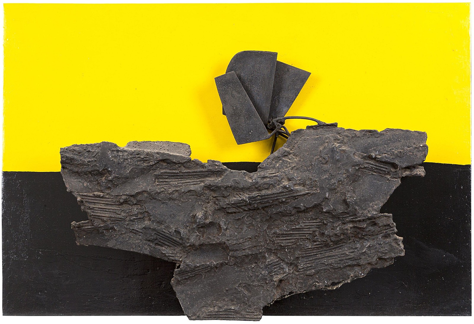 Three pendulums / Yellow relief