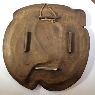 Johan Mareš - Secesní keramický portrét- dívka s petrklíčem II: