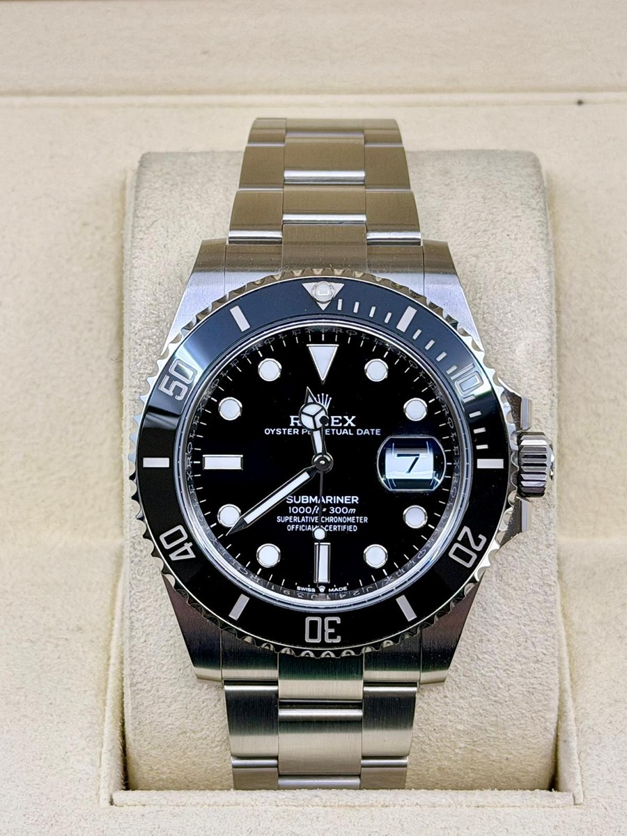 ROLEX
SUBMARINER DATE
126610LN
